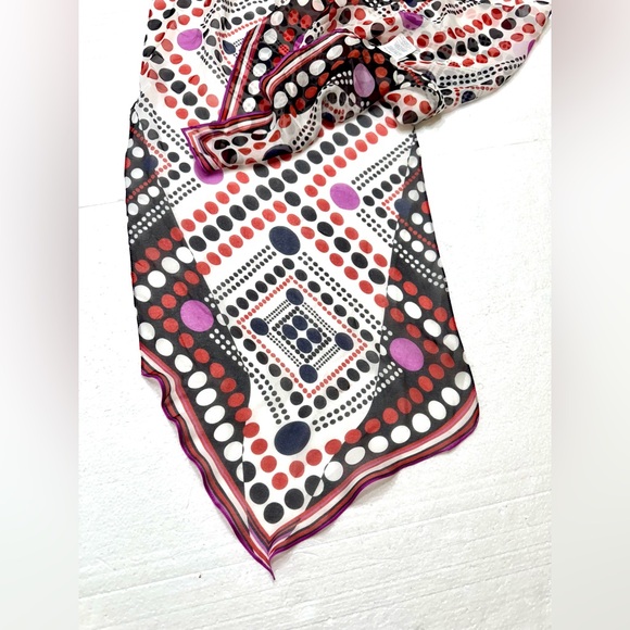 SILK Geometric Patterned Scarf Wrap - Picture 8 of 11